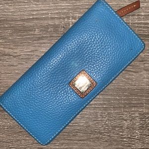 Dooney & Bourke Wallet